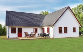 Three-Bedroom Holiday Home in Blentarp